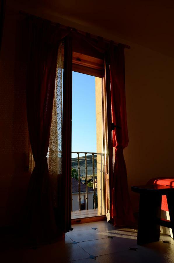 Casa Rural Alcarrena ซีเกว็นซา ภายนอก รูปภาพ