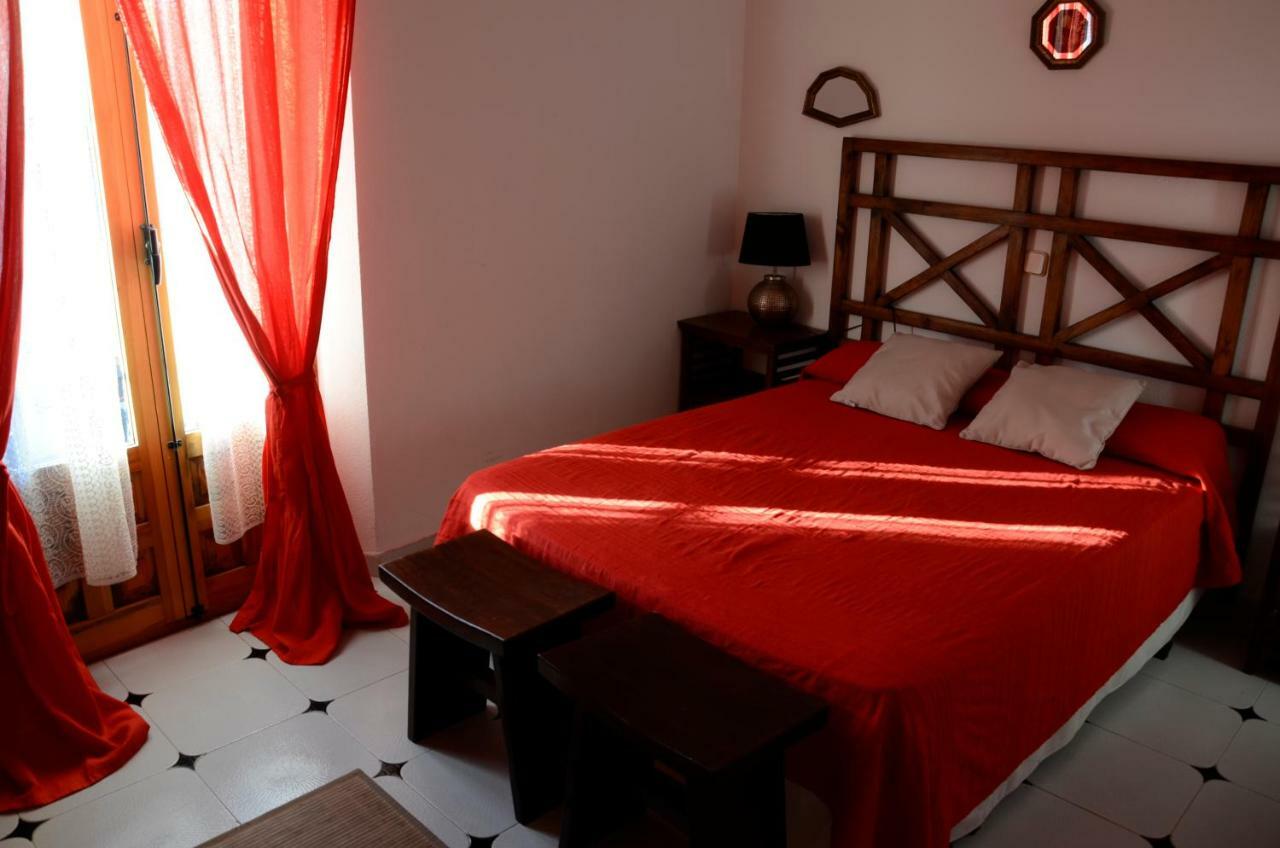 Casa Rural Alcarrena ซีเกว็นซา ภายนอก รูปภาพ